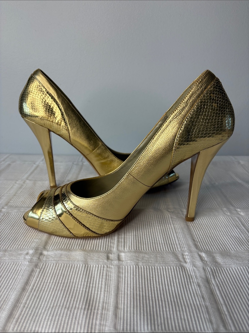 Y2K Bakers Metallic Gold High Heel Peep-Toe Pumps 4.5” Heel